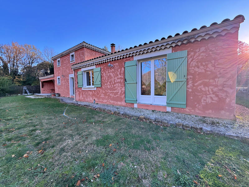 Villa - 153 m² - 5 pièces