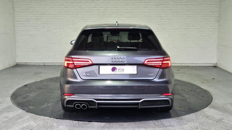Audi A3 sportback 2.0 Tdi 150 s line