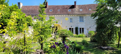 Maison - 200 m² - 7 pièces