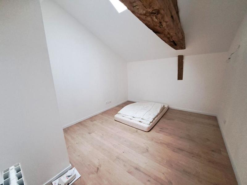 Maison - 248 m² - 11 pièces