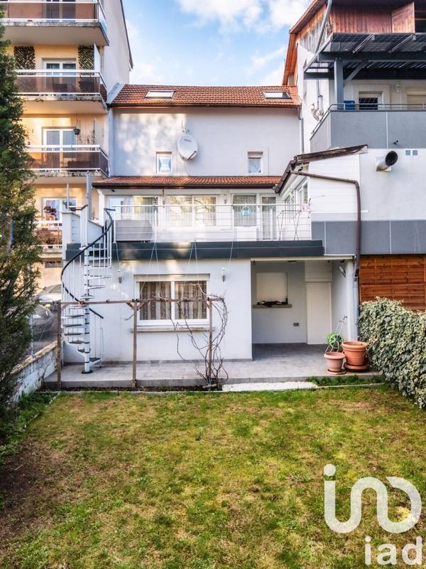 Maison - 187 m² - 6 pièces