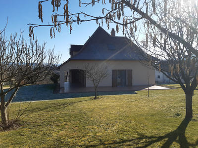 Maison - 195 m² - 7 pièces