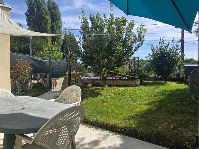 Maison - 160 m² - 11 pièces