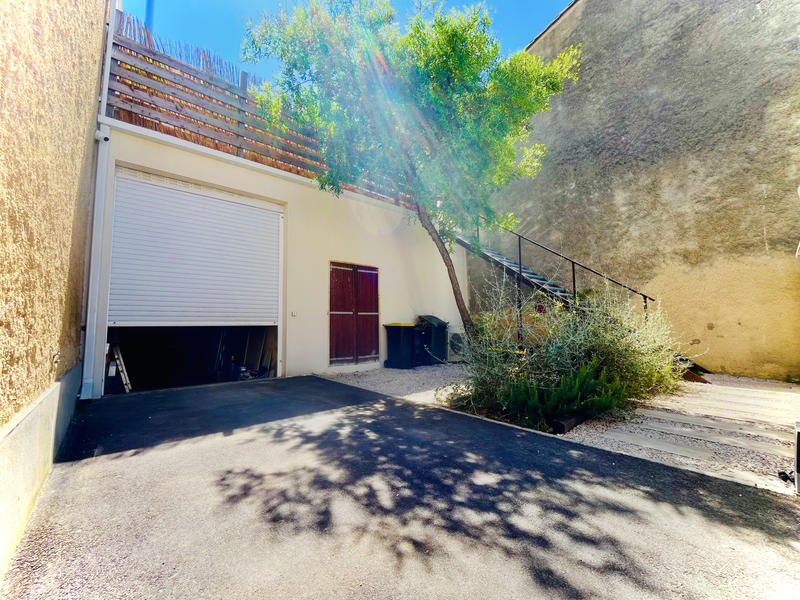 Maison - 200 m² - 7 pièces