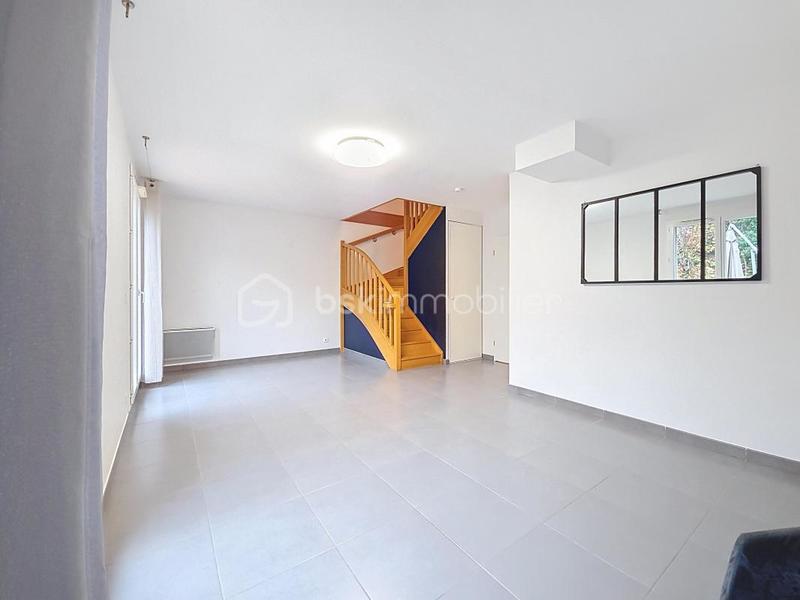 Maison - 86 m² - 5 pièces