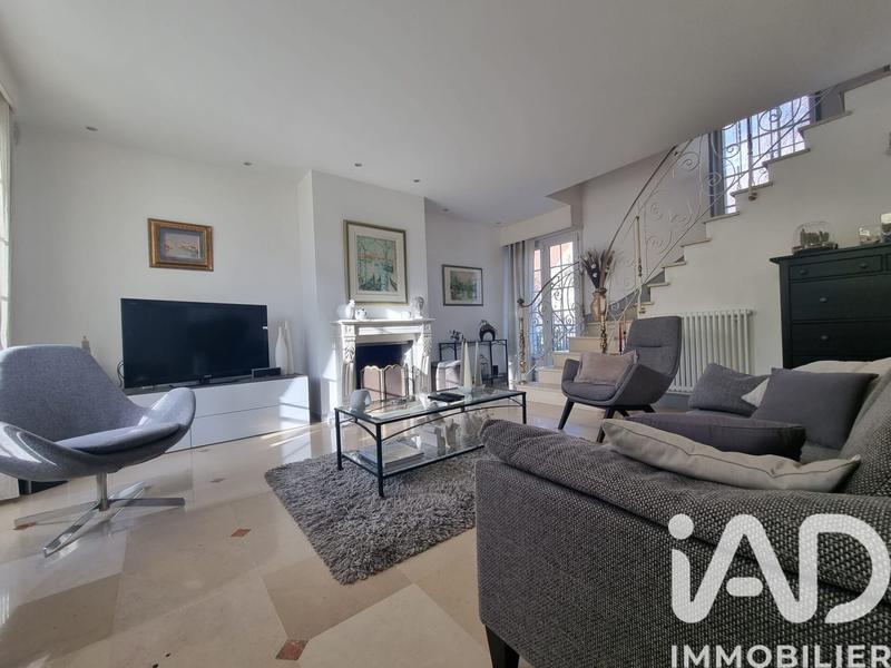 Maison - 172 m² - 6 pièces