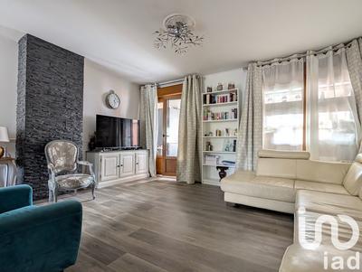 Maison - 101 m² - 5 pièces