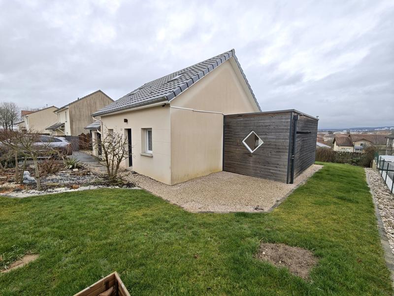 Maison - 102 m² - 5 pièces