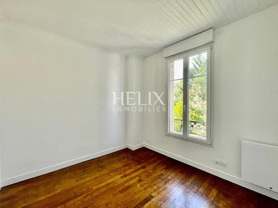 Maison - 148 m² - 10 pièces