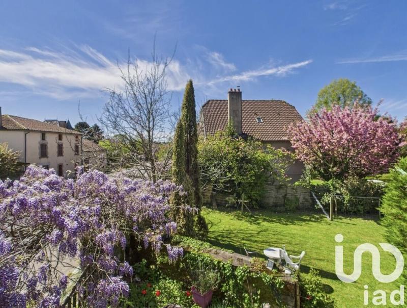 Maison - 311 m² - 10 pièces