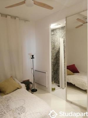 Chambre - 12 m² - 1 pièce