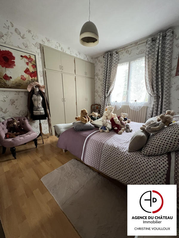 Maison - 245 m² - 11 pièces