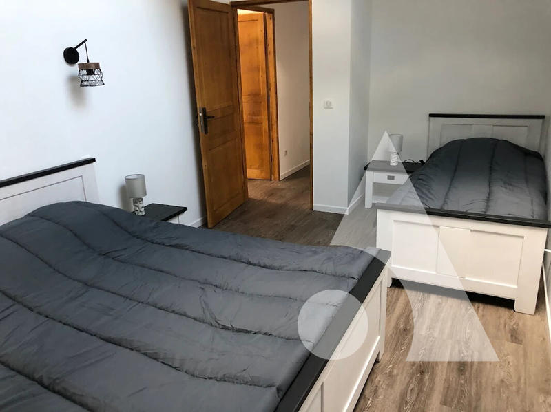 Demeure - 448 m² - 12 pièces