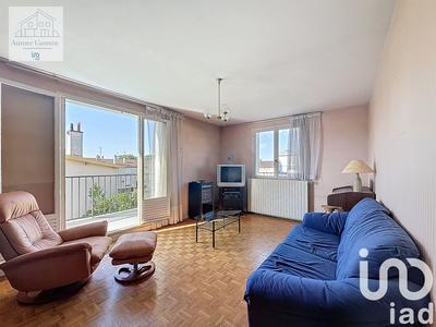 Maison - 93 m² - 5 pièces