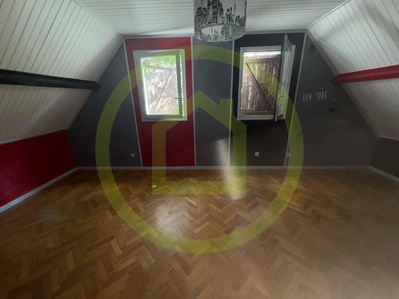 Maison - 107 m² - 5 pièces