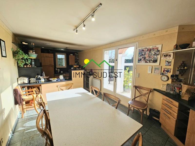 Maison - 173 m² - 8 pièces