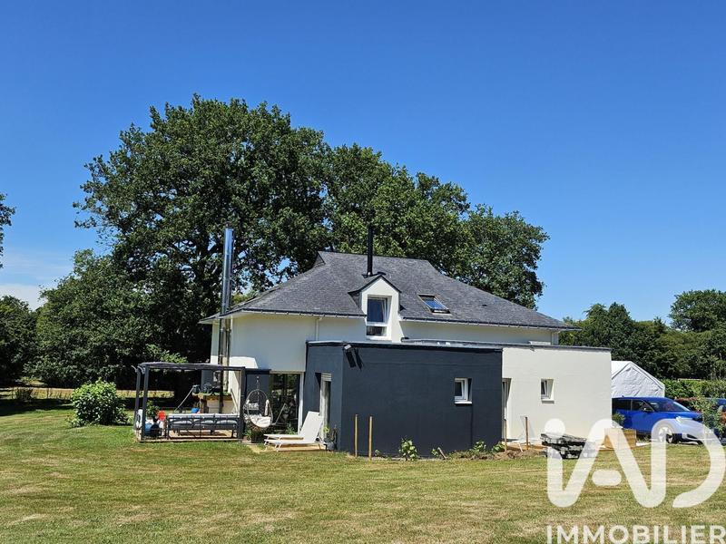 Maison - 150 m² - 8 pièces