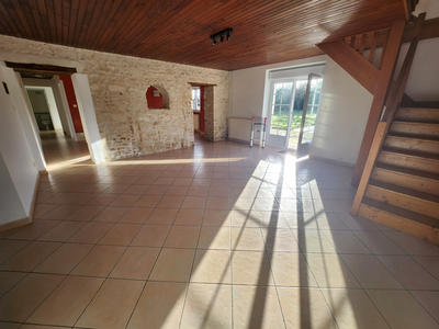 Maison - 144 m² - 6 pièces