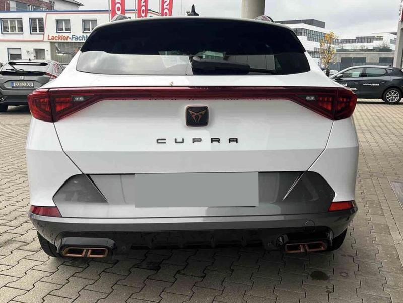 Cupra Formentor Vz 245 Hybride Rechargeable / Toit Ouvrant Attache Remorque Volant Super Sport Pack Xl