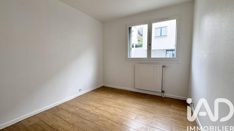 Appartement - 93 m² - 5 pièces
