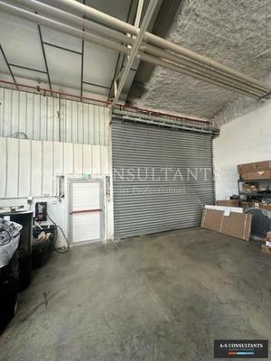 Entrepôt - 580 m²