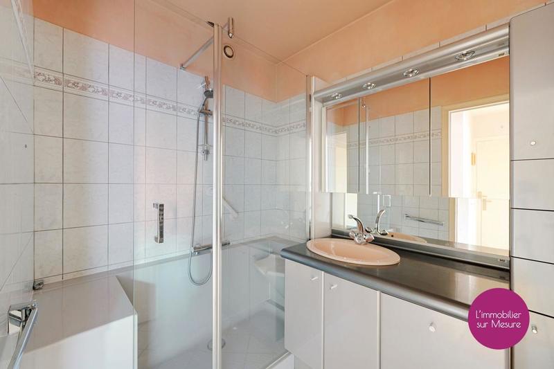 Appartement - 83 m² - 4 pièces