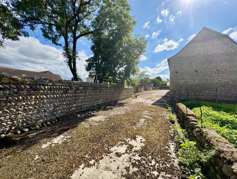 Corps de ferme - 277 m² - 3 pièces