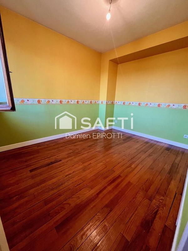 Maison - 85 m² - 4 pièces