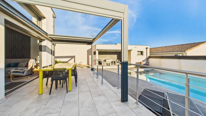 Maison - 138 m² - 6 pièces