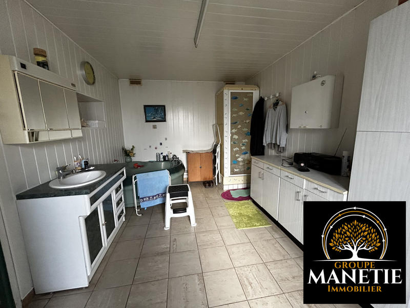 Maison - 137 m² - 7 pièces