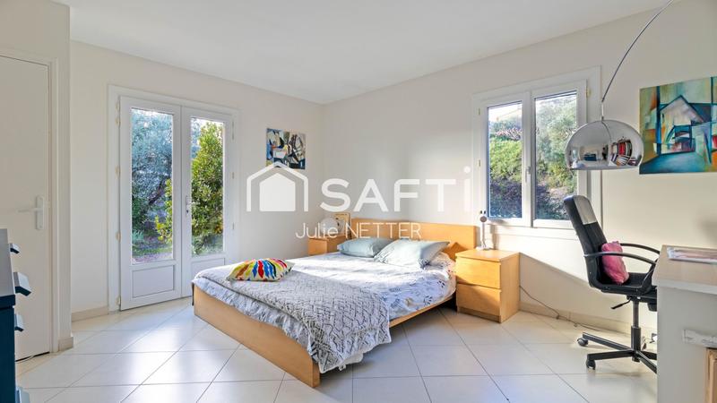 Maison - 160 m² - 5 pièces