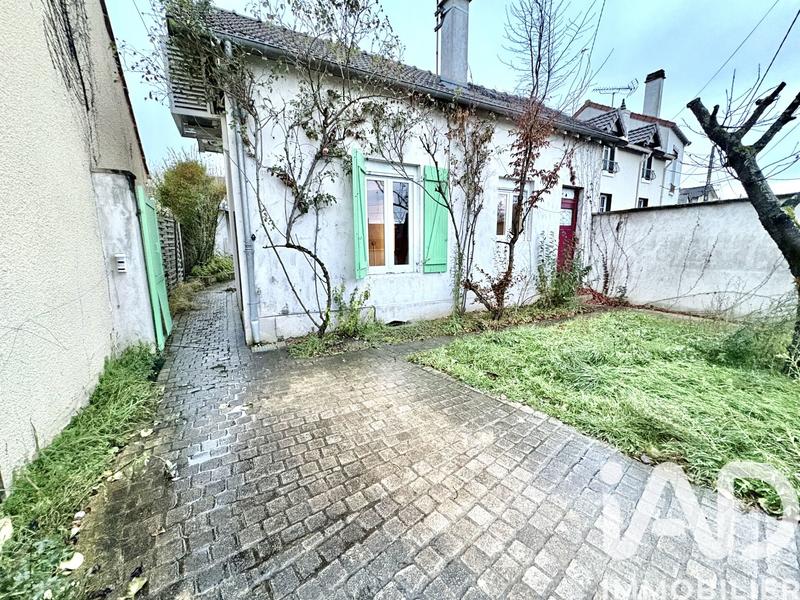 Maison - 213 m² - 5 pièces