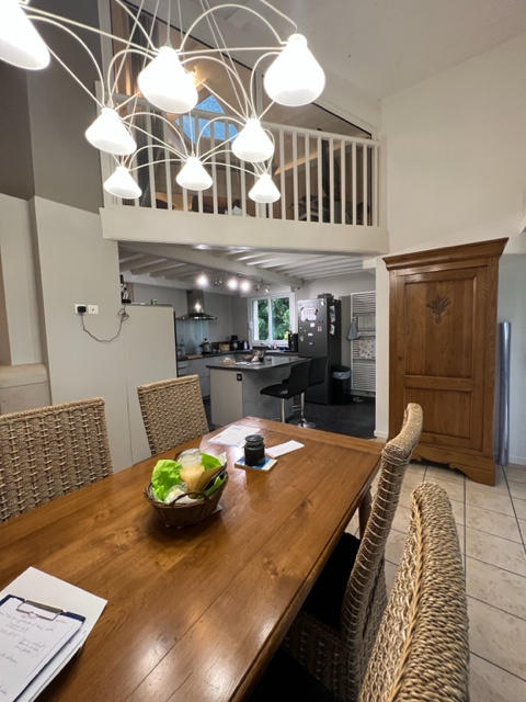 Villa - 170 m² - 6 pièces