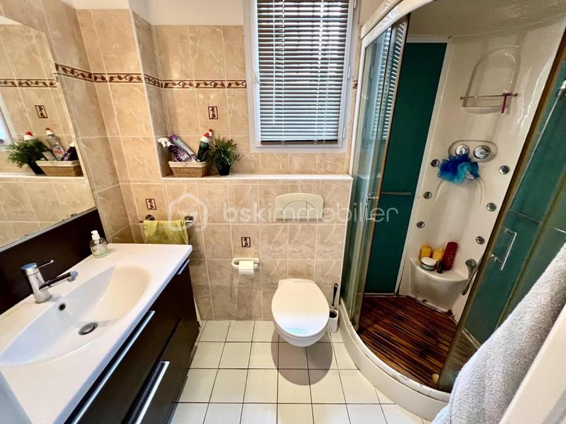 Villa - 168 m² - 7 pièces