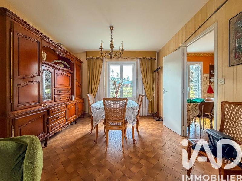 Maison - 94 m² - 6 pièces