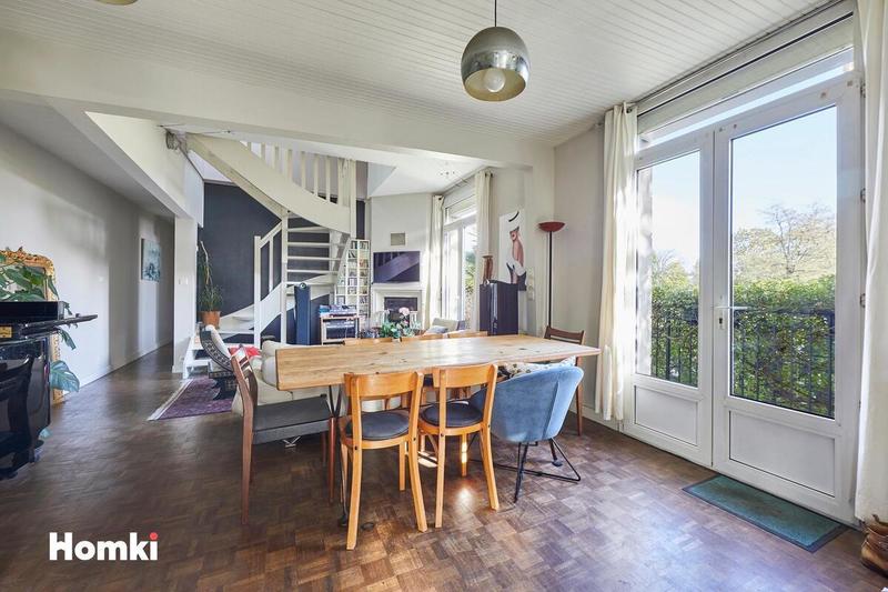 Maison de ville - 170 m² - 7 pièces