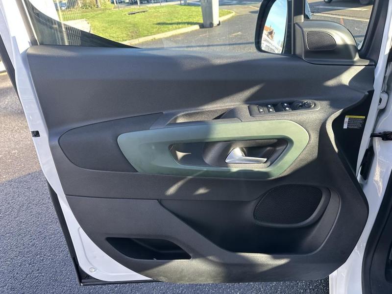 Citroën Berlingo Xtr 1.5 BlueHDI 100 Grip Control, Affich Tête Haute