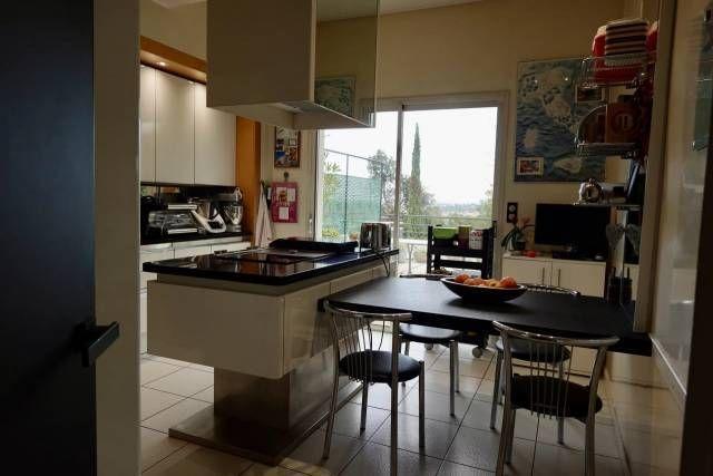 Maison - 195 m² - 6 pièces