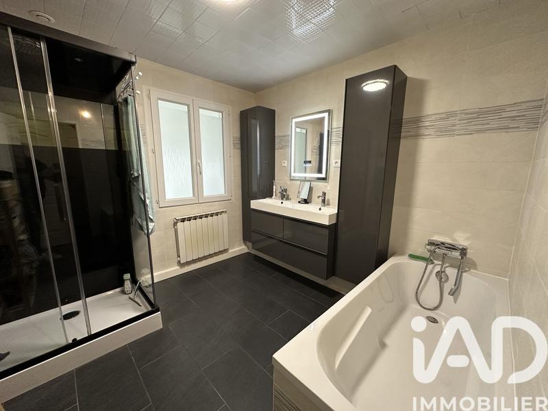 Maison - 193 m² - 6 pièces