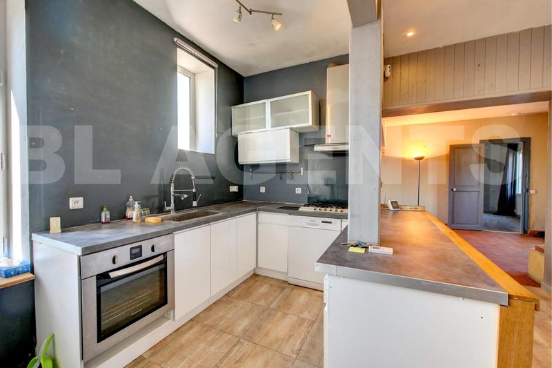 Maison - 183 m² - 8 pièces