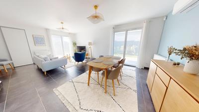 Maison - 88 m² - 4 pièces