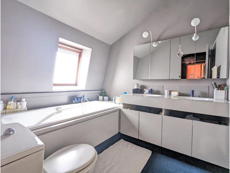 Maison - 97 m² - 6 pièces