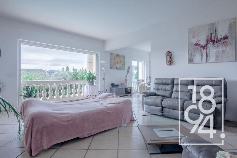 Villa - 200 m² - 7 pièces