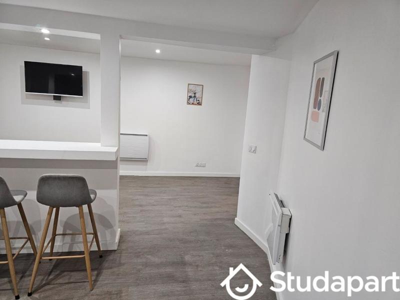 Chambre - 13 m² - 1 pièce