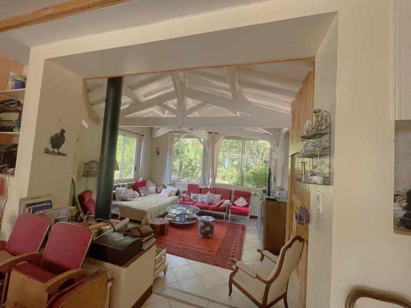 Maison - 278 m² - 10 pièces