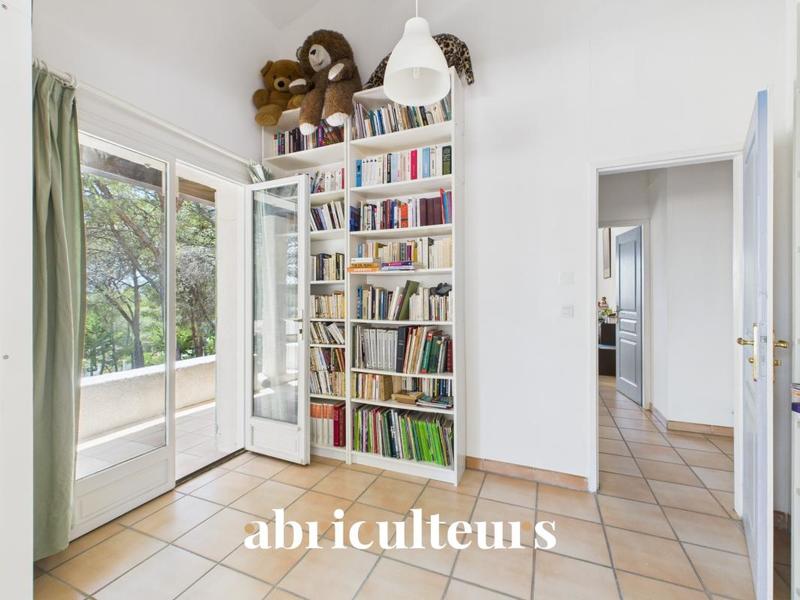 Maison ancienne - 256 m² - 8 pièces