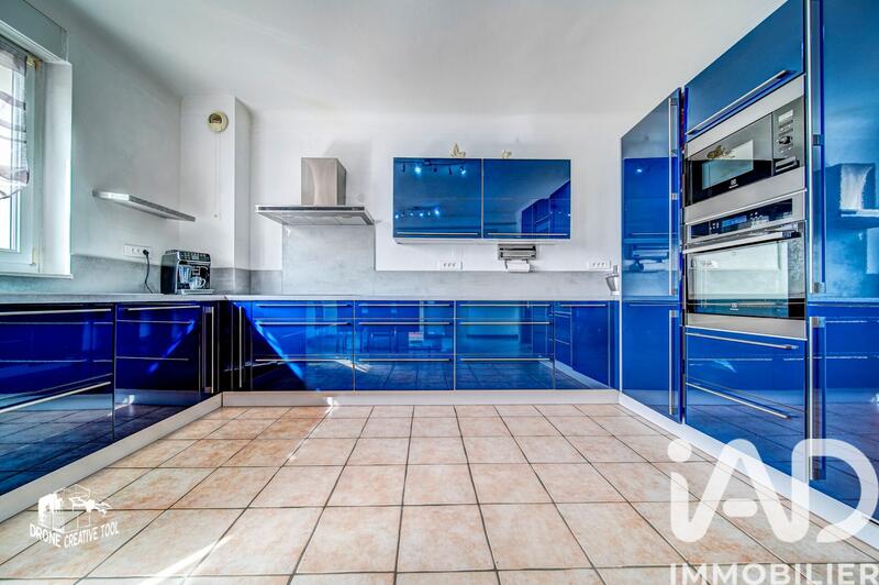 Appartement - 94 m² - 4 pièces