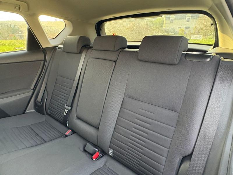 Toyota Auris II 1.8 Vvt-i 136 Hybride Cvt Design