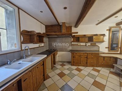 Maison de village - 105 m² - 5 pièces