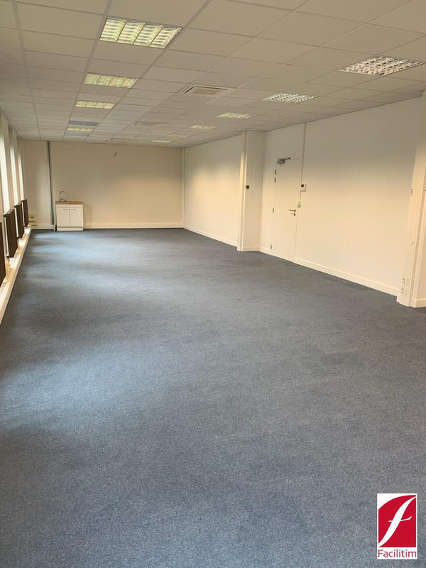 Bureau - 99 m²